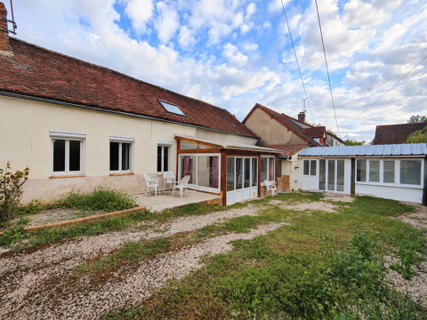   Maison ancienne aux beaux volumes Maison - 5 pièce(s) - 121 m²