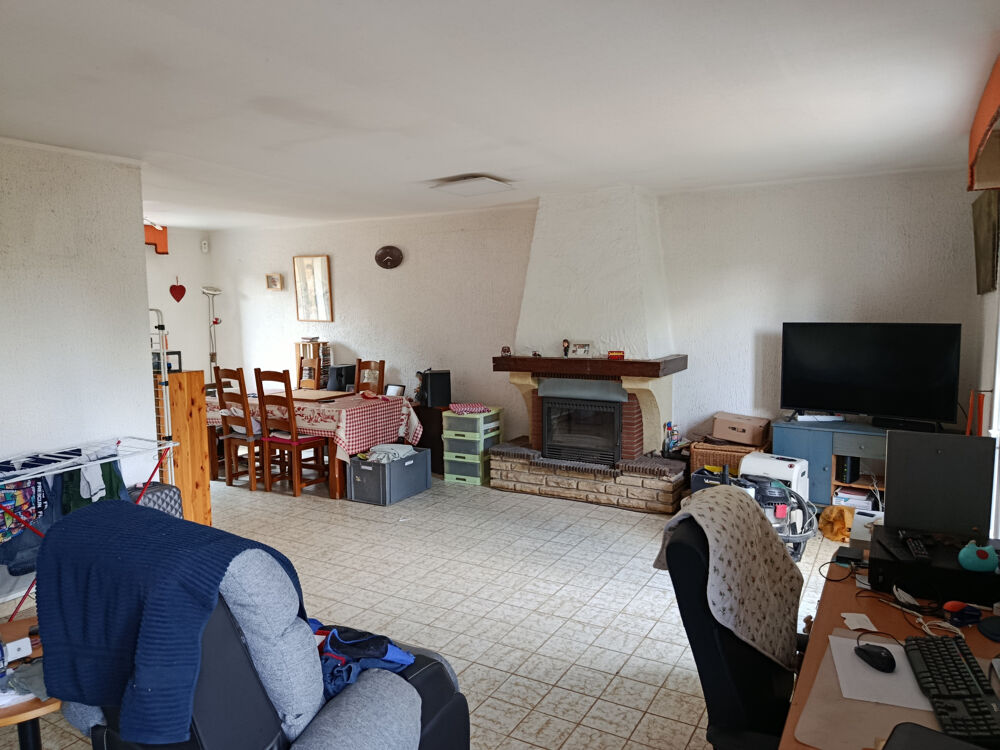 Pavillon Rénové de 98 m2 Terrain Arboré de 3 320 m2 Proche Charny / Accès A6