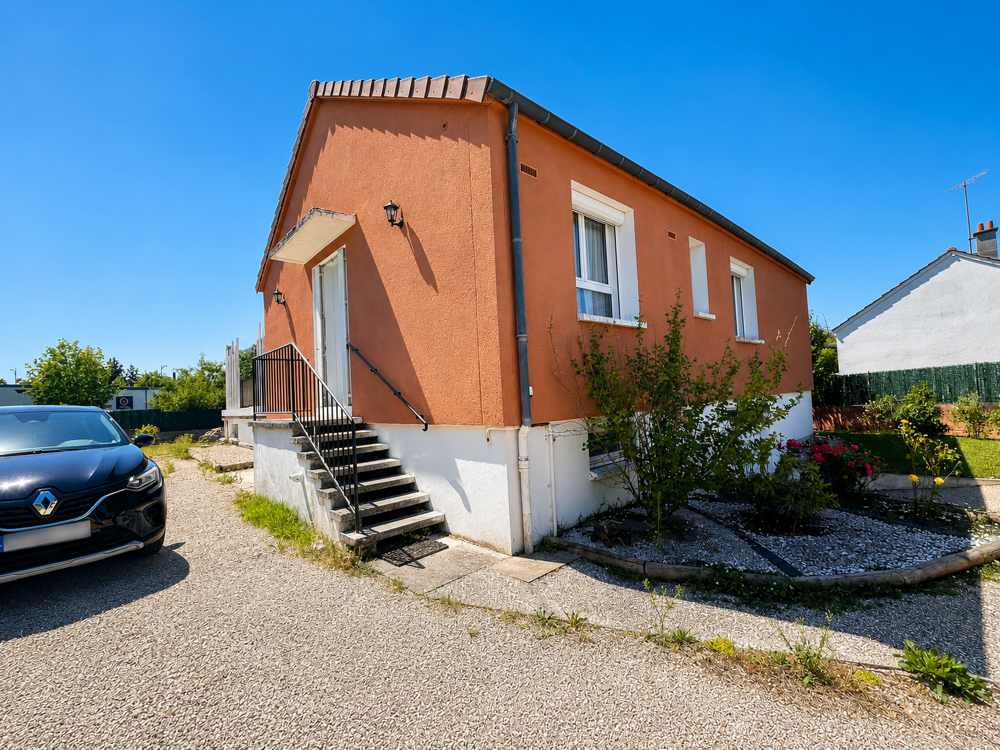 Maison T4 à vendre Emplacement privilégié à Saint-Georges-sur-Baulche