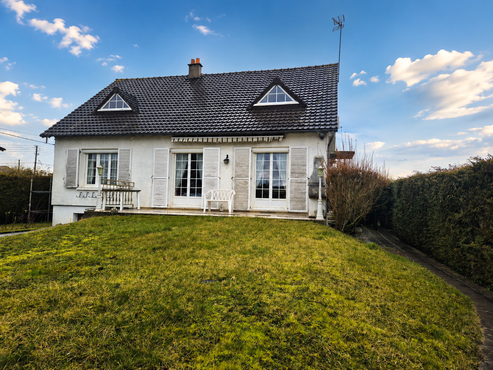 Charmant Pavillon sur sous-sol