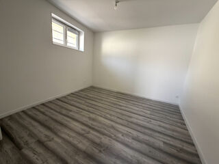  Immeuble à vendre 143 m²