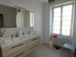 Maison à vendre 8 pièces 268 m²