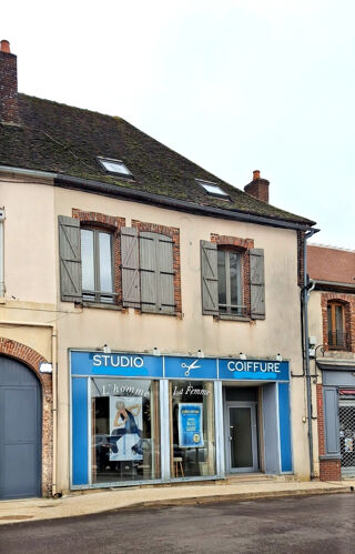  Immeuble à vendre 145 m²