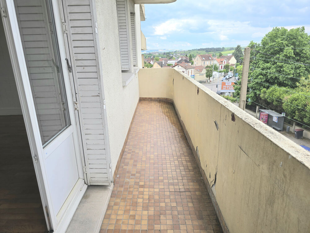 AUXERRE (89) Quartier des Boussicats - Appartement lumineux 3 pièces de 72,61 m2 avec balcon et cave
