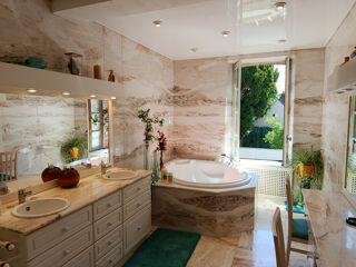  Maison � vendre 9 pi�ces 289 m�