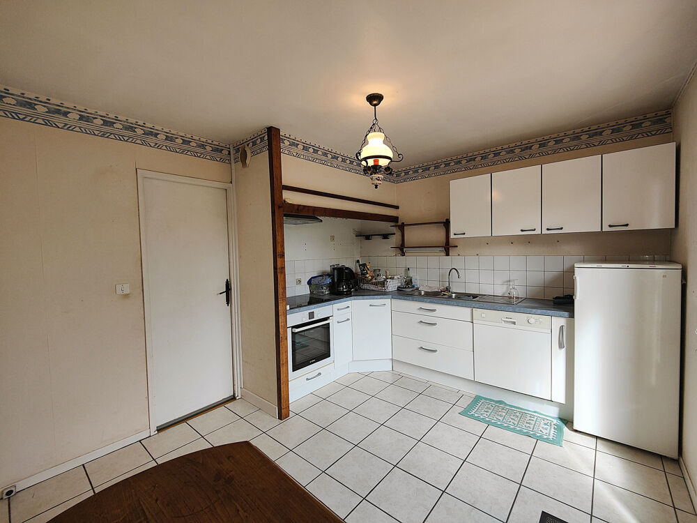 Exclusivité Maison familiale 4 chambres avec jardin et sous-sol