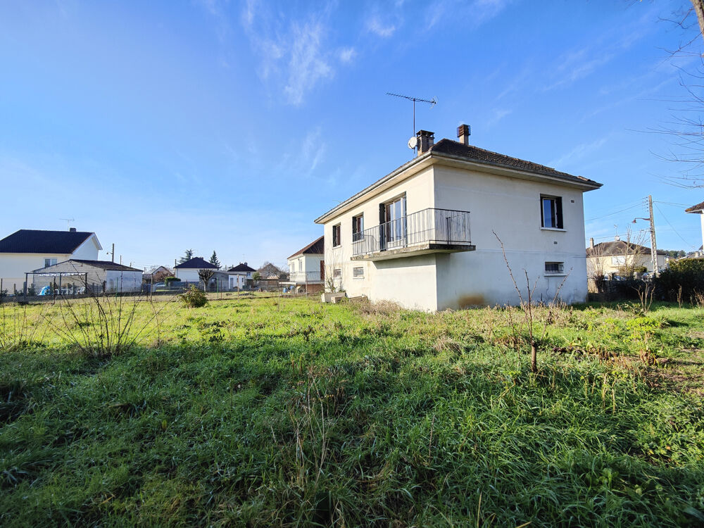 Et si cétait votre projet à Charmoy ? Maison à réinventer