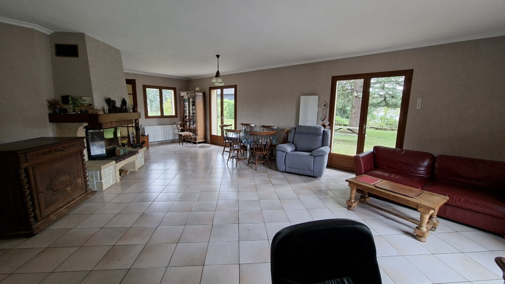 Pavillon sur sous sol, 5 chambres