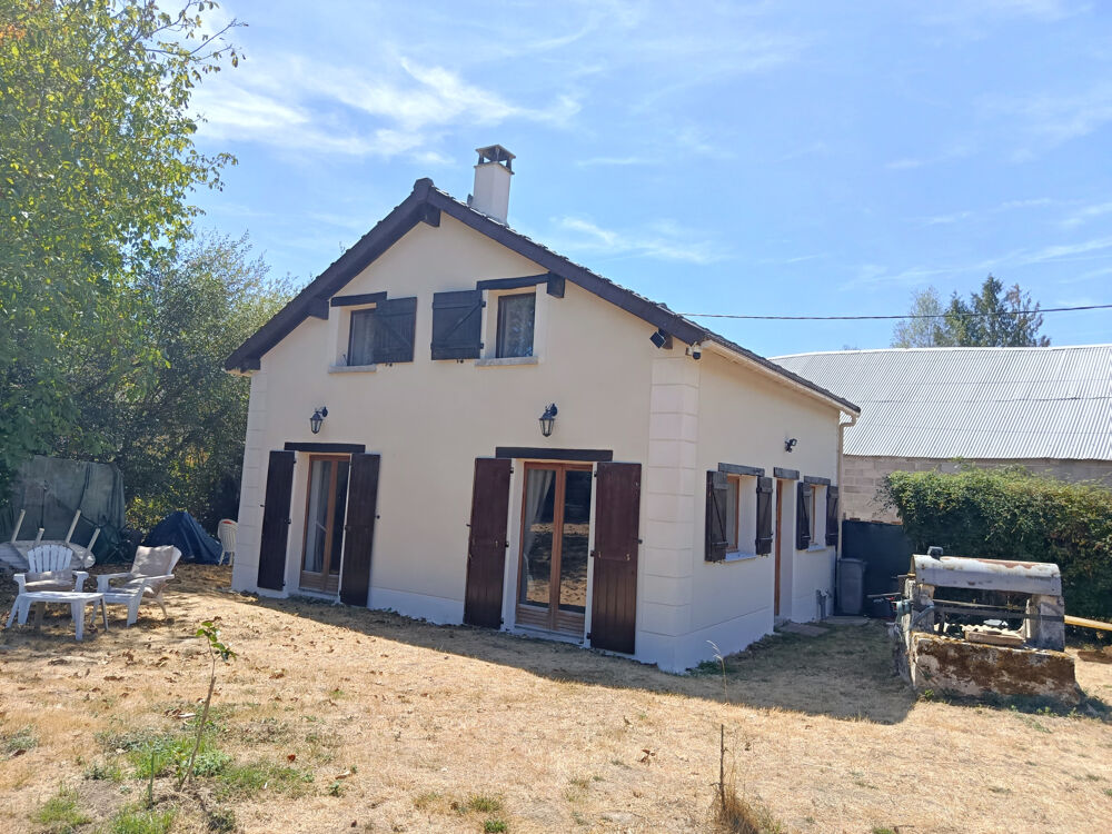 Maison sur terrain clos et boisé de presque 3000 m2.