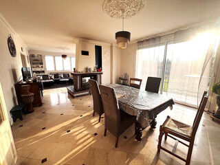  Maison à vendre 11 pièces 260 m²