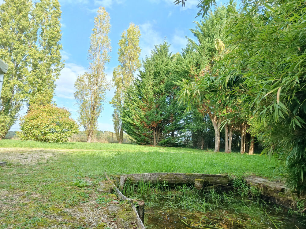Vente Maison Maison ancienne avec jardin clos et arboré. La ferte loupiere