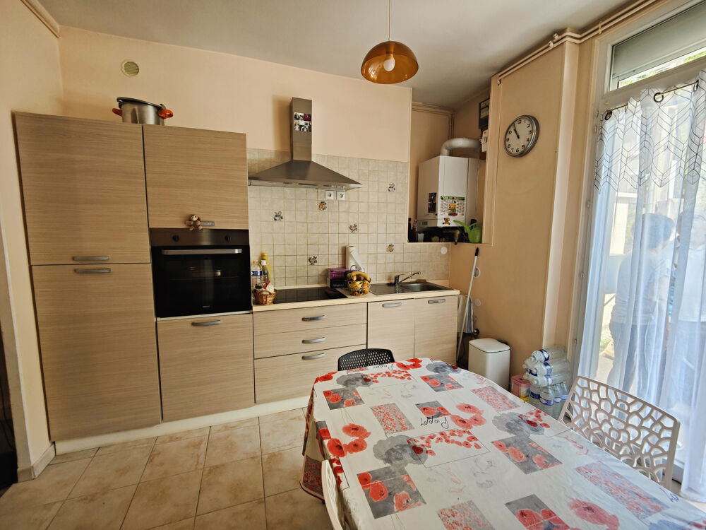 Vente Immeuble Un bien atypique avec vue sur l'Yonne et de multiples possibilités Laroche st cydroine
