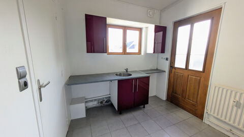   Appartement au rez-de-chauss�e, type F2, en centre d'Appoigny Appartement - 2 pi�ce(s) - 34 m�