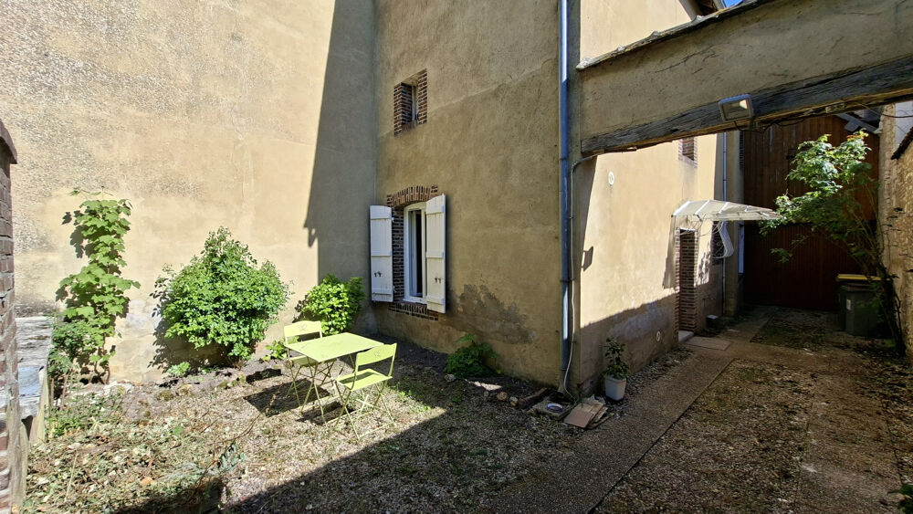 Vente Maison Maison de ville, 3 chambre avec jardinet Aillant sur tholon
