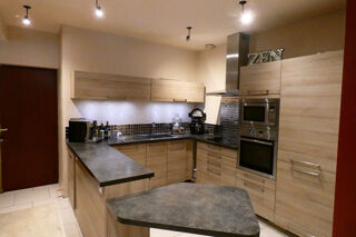  Appartement � vendre 4 pi�ces 109 m�