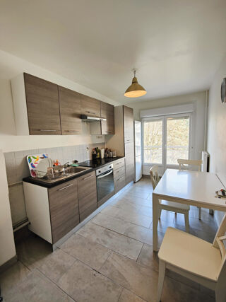  Appartement � vendre 3 pi�ces 65 m�