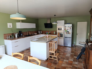  Maison  vendre 9 pices 251 m