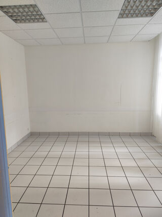  Maison  vendre 10 pices 171 m