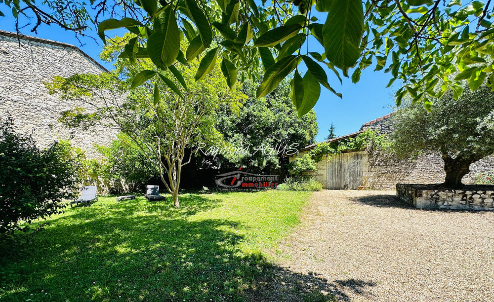 Vente Maison Elégante résidence de caractère du 18ème siècle avec cour et jardin Port ste foy ponchapt