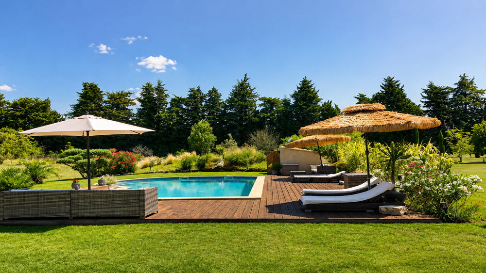 Mas provençal en pierre rénové Piscine 1 hectare Dépendance Proche LIsle-sur-la-Sorgue Luberon