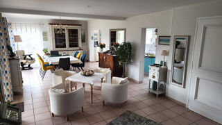  Maison � vendre 8 pi�ces 220 m�