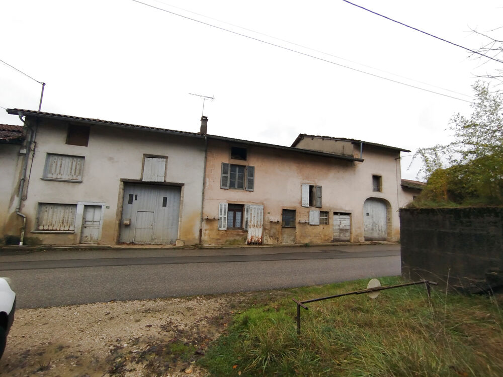 Maison 9 pièces 300 m² · à Val Suran · 300 m² · 65 000 €