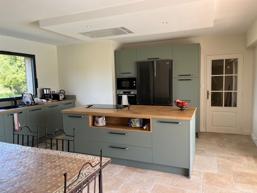 BELLE VILLA DE PLAIN PIED DE 165M2 AVEC PISCINE