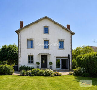 Maison à vendre 10 pièces 265 m²