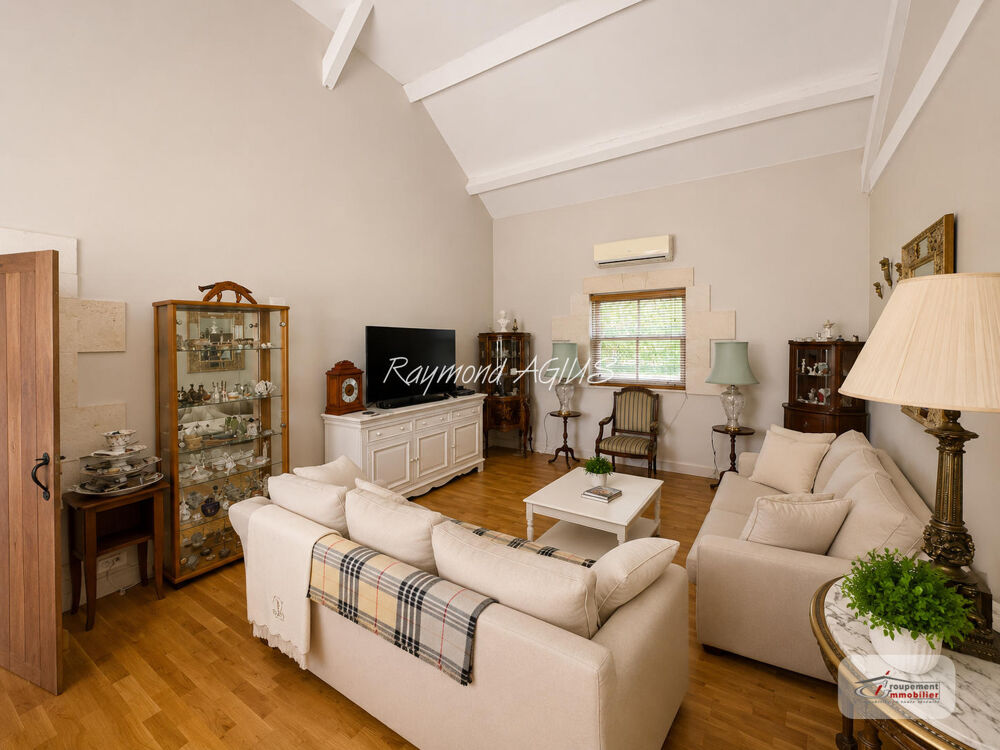 à vendre  Maison Saint-Seurin-de-Prats (24230)