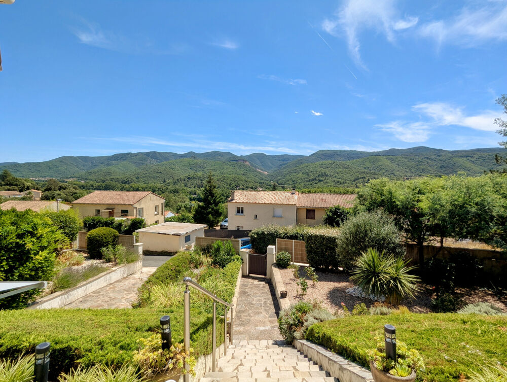 Villa de plain-pied avec vue panoramique