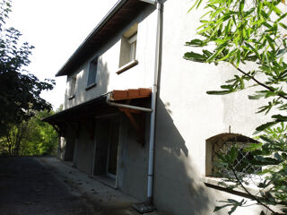  Ferme � vendre 7 pi�ces 250 m� St romain en gal