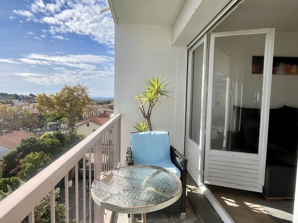 Appartement T2, Balcon, Cave et Stationnement