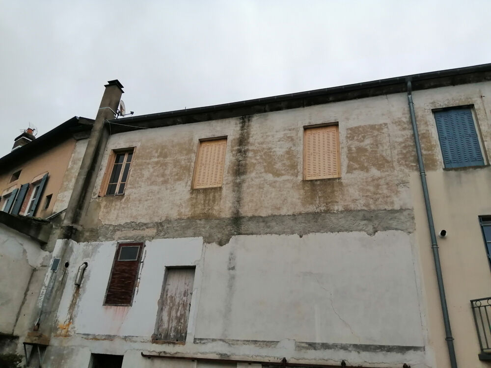 Vente Appartement IMMEUBLE 1 APPARTEMENT A RENOVER AVEC GARAGE Cuisery