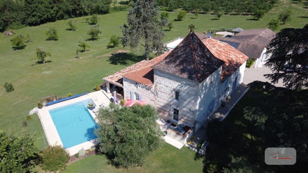 Manoir enchanteur avec maison d'amis, appartement et vue panoramique - PRESTIGE LIVING