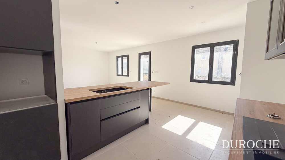Maison neuve 115 m2 avec grande pièce de vie 57 m2, 3 chambres et suite parentale, plein sud à Camaret-sur-Aig