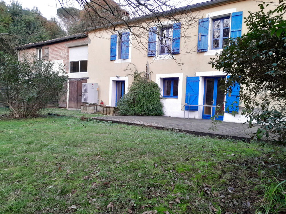 Maison 10 pièces 295 m² · à Moissac · 295 m² · 230 000 €