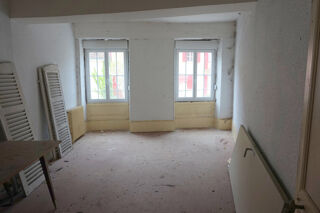  Immeuble à vendre 10 pièces 155 m² Luzy