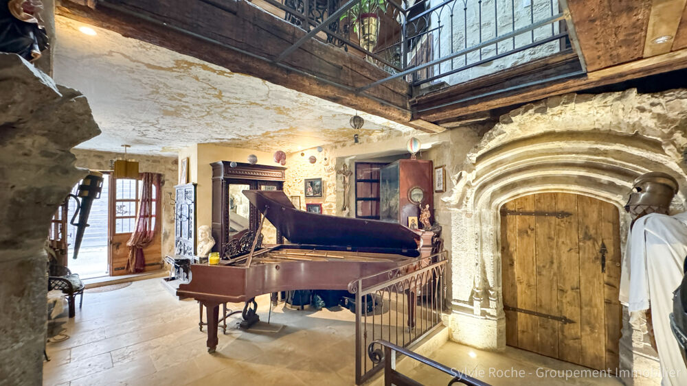 Maison 8 pièces 402 m² · à Caderousse · 402 m² · 900 000 €