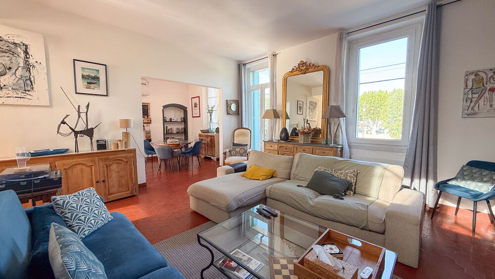 Vente Maison Orange   Élégante maison de maître en pierre avec studio indépendant, garage et terrasses Orange