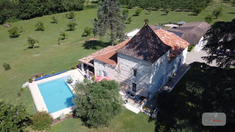   Manoir enchanteur avec maison d'amis, appartement et vue panoramique - PRESTIGE LIVING Maison - 15 + pièce(s) - 515 m²