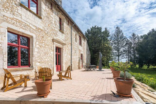  Propri�t�/ch�teau � vendre 15 + pi�ces 670 m�