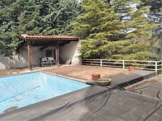  Propriété/château à vendre 12 pièces 350 m²