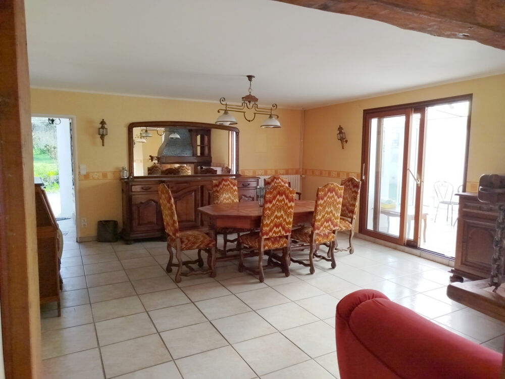 Maison de 111 m2 avec terrain constructible de 1168m2 - 33580 MONSEGUR