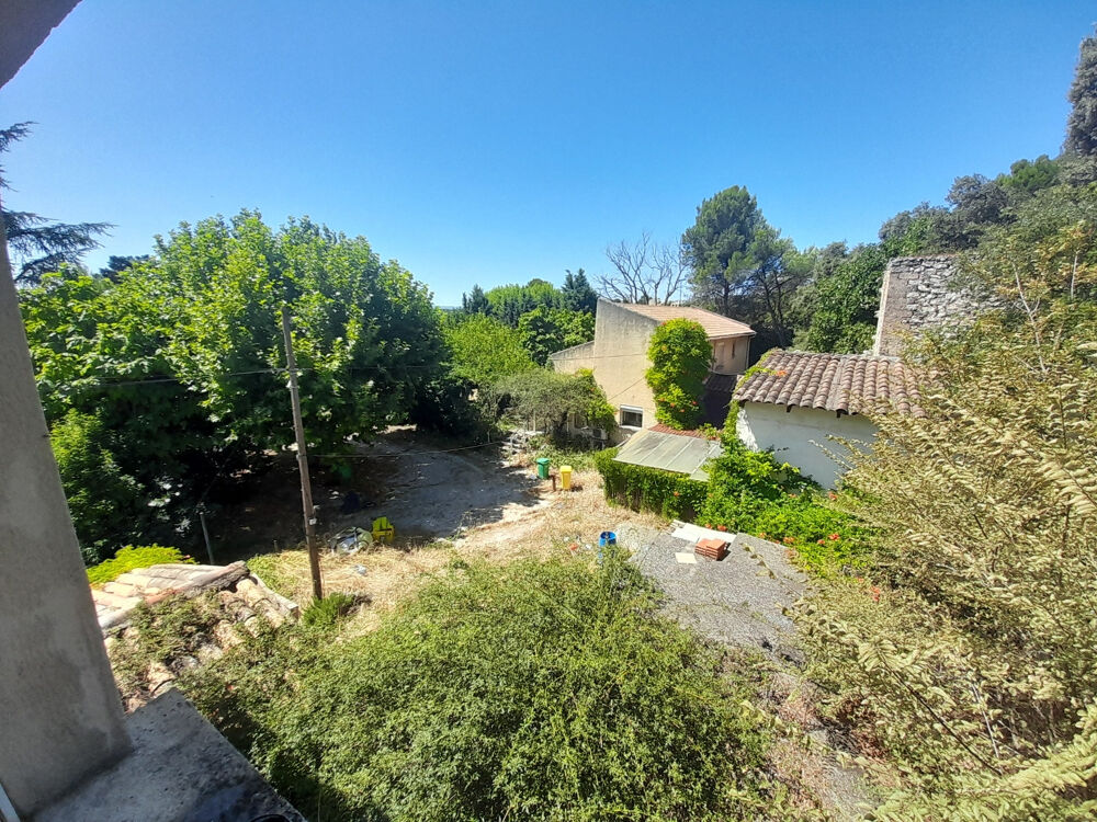 Maison 204 m2 à CAUMONT SUR DURANCE sur terrain 2300 m2