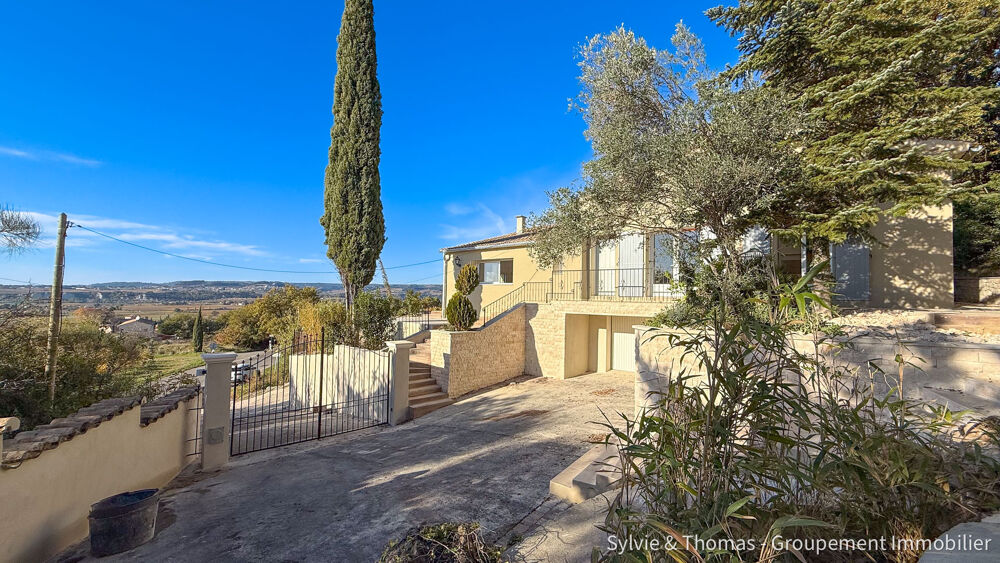 Vente Maison Séguret, Maison restaurée avec vue exceptionnelle   109 m2, piscine, garage et atelier Seguret