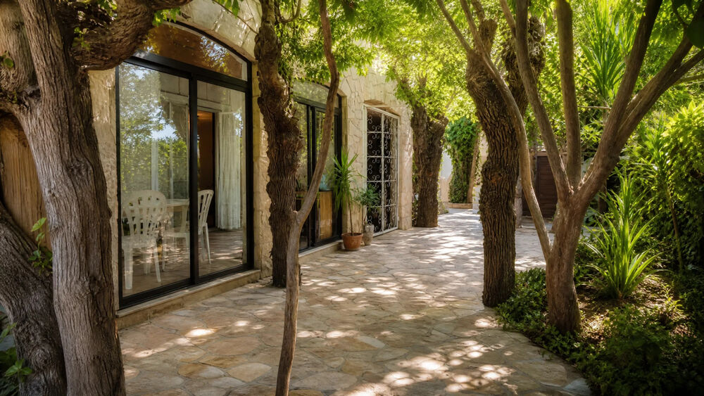 EXCUSIVITÉ: Villa traditionnelle de plein pied, rénovée avec studios indépendants Montpellier Sud