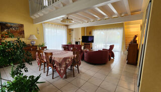  Maison � vendre 8 pi�ces 218 m�