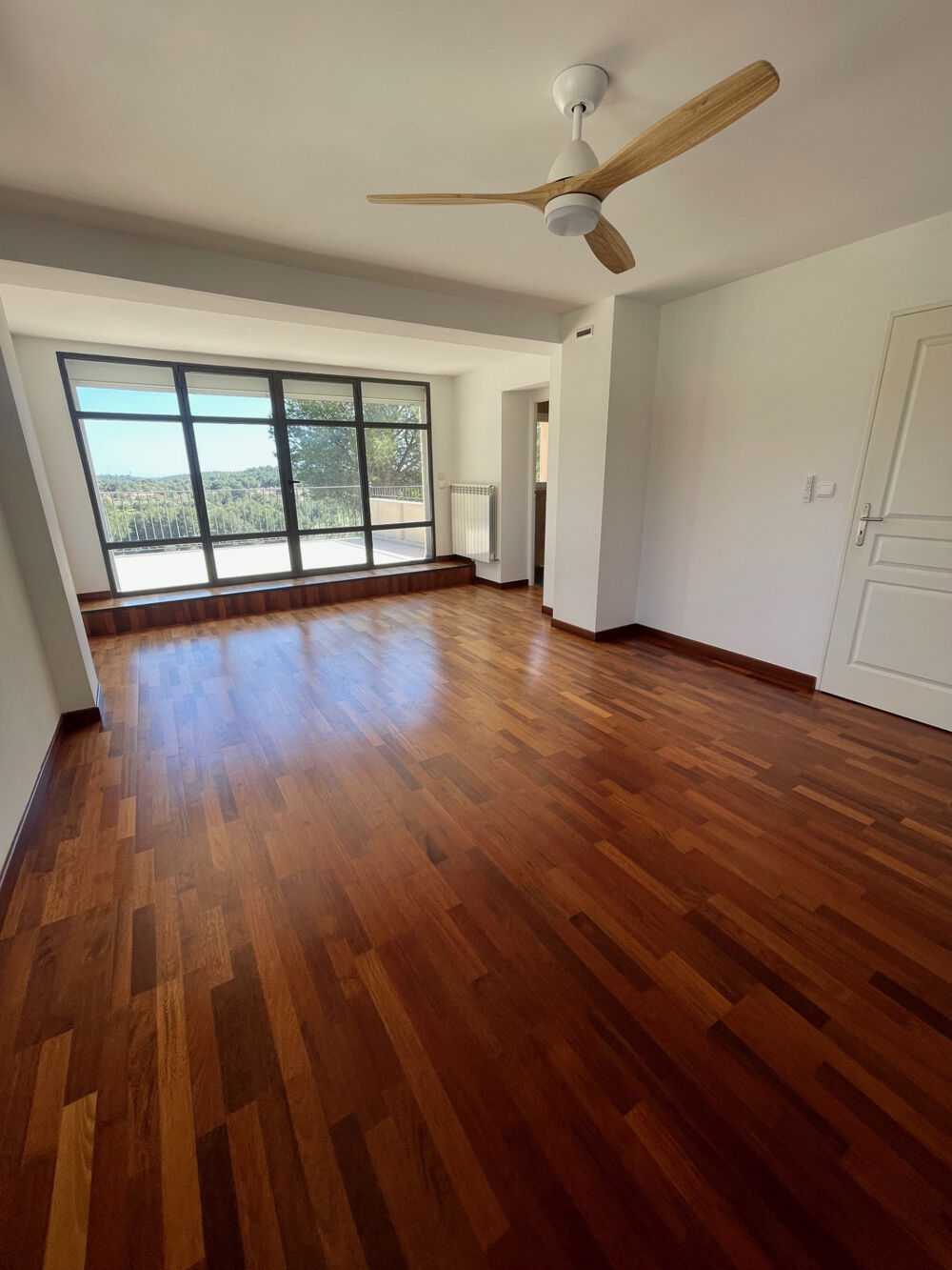 Vente Maison 34120 Castelnau-De-Guers Magnifique maison de 200 m2 avec 3000 m2 de terrain Castelnau de guers