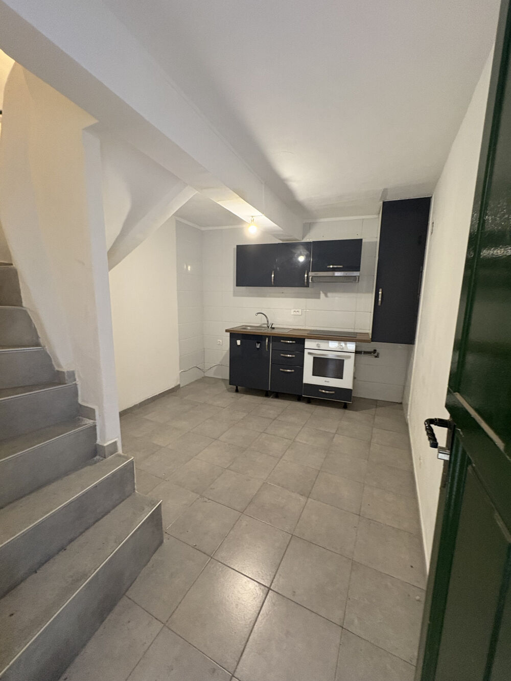 Vente Maison Belle petite maison rénové au centre du village. Bessan