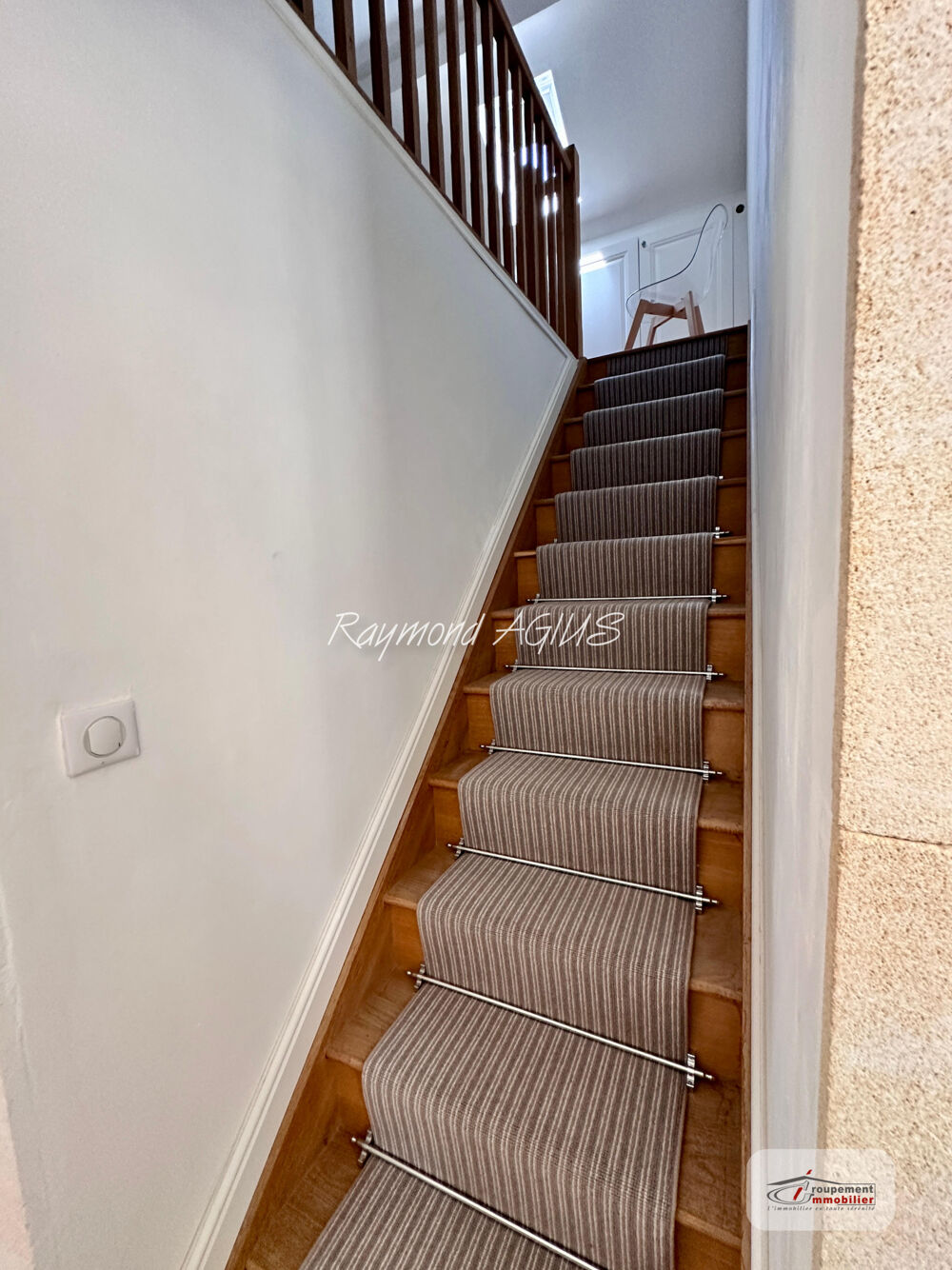 à vendre  Maison Saint-Seurin-de-Prats (24230)